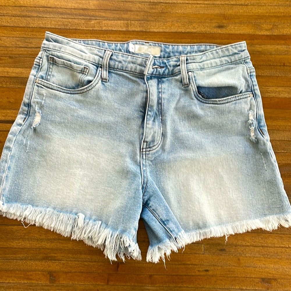🩷Sale🩷Distressed Kut from the Kloth Jean Shorts - EUC - Sz 10